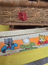Load image into Gallery viewer, 1920s/30s empty Canadian shoe box. Cat design by Louis Wain or similar

