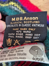 Load image into Gallery viewer, Vintage Scottish wool tam o shanter beret hat . Made in Glasgow 1960s
