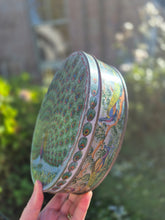 Load image into Gallery viewer, Peak Frean &amp; Co vintage Peacock biscuit tin
