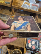 Load image into Gallery viewer, Queen Elizabeth Coronation match box . Very rare item.
