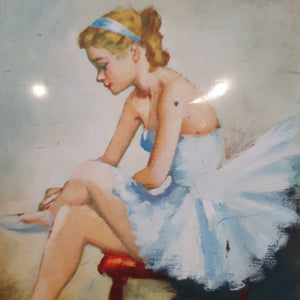 Darling Vintage Grey Dunn Ballerina tin