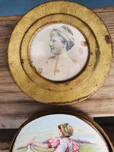 Load image into Gallery viewer, Antique complimenrary tin for one chocolate
