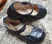 Load image into Gallery viewer, Antique French baby/toddler shoes
